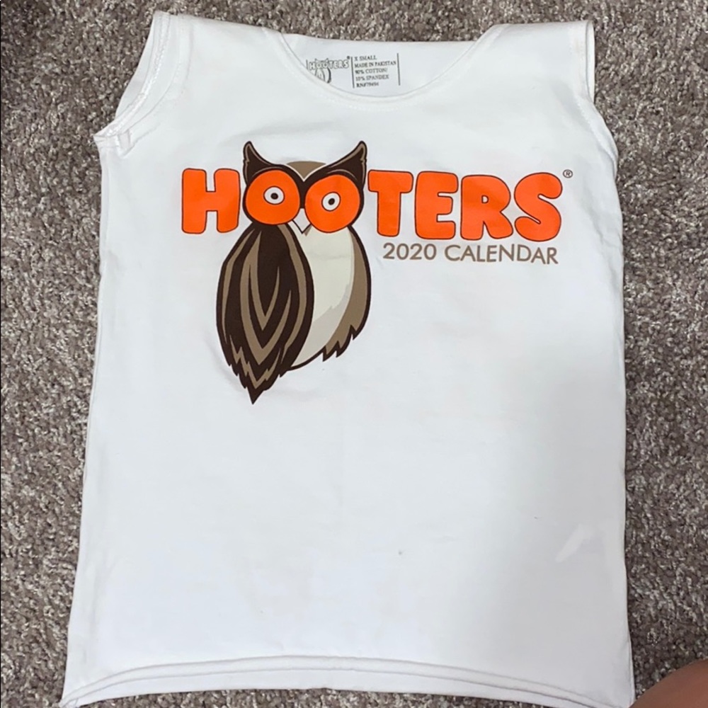 Hooters Calendar Girl 2020 Tank Top